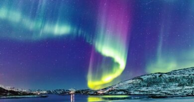 A caccia di aurore boreali nelle oscurità dell’Inverno artico.