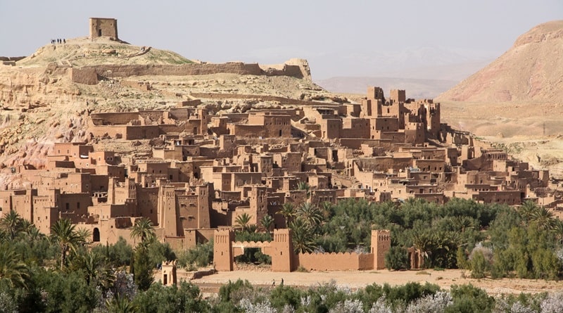Un viaggio di gruppo tra le meraviglie del Marocco, alla scoperta di città simbolo, kasbah millenarie e paesaggi mozzafiato