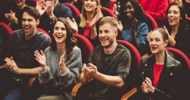 Un maggio da standing ovation, al Teatro Carcano