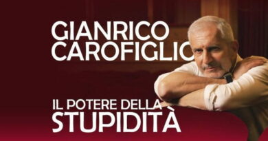 Gianrico Carofiglio Il potere della stupidità Teatro Arcimboldi Milano evento 2027